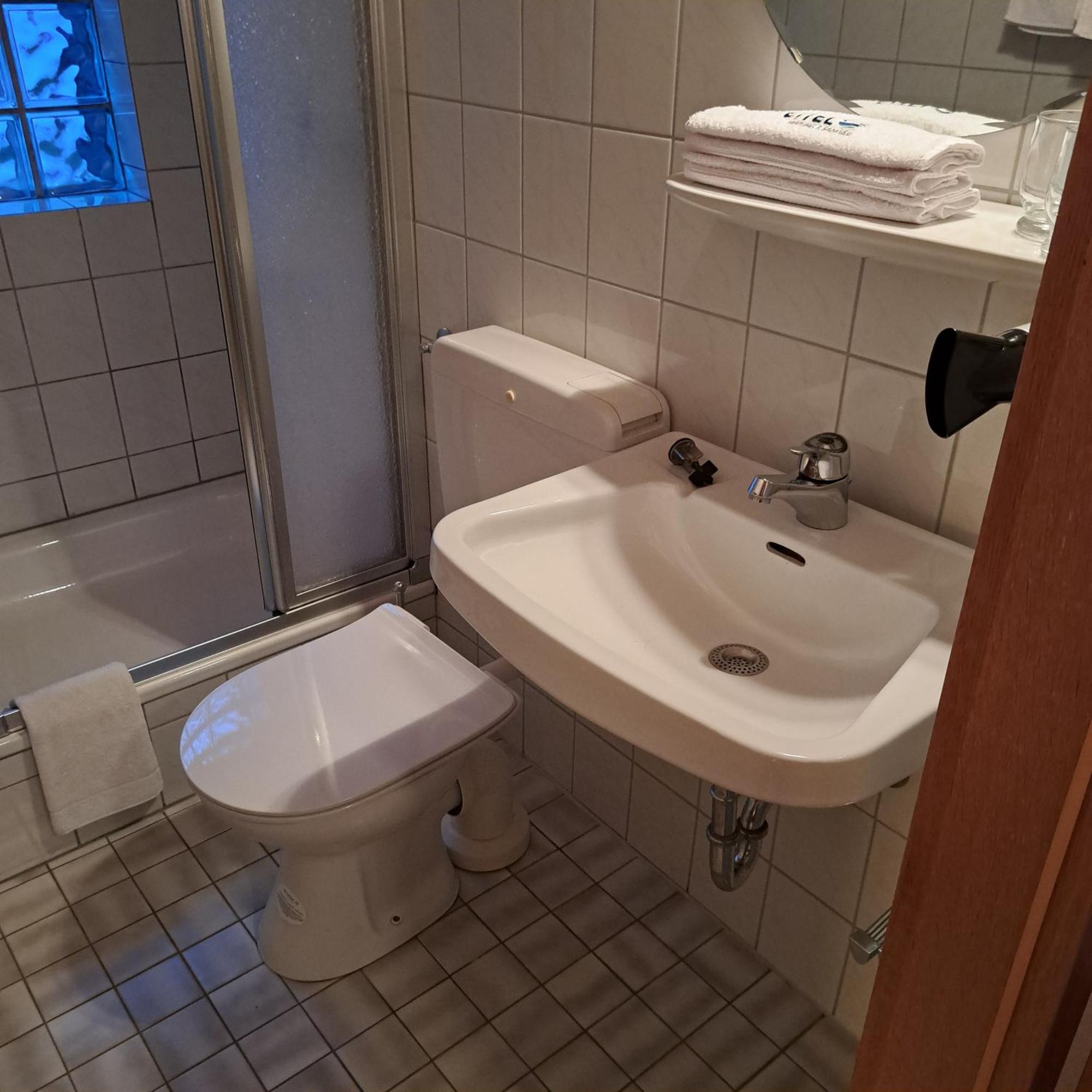 Wohn-Eitel Sonnenblick Daire Bad Wildbad Oda fotoğraf